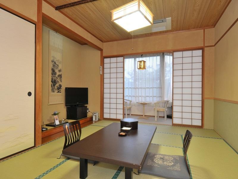 Menard Aoyama Resort Iga Exterior foto